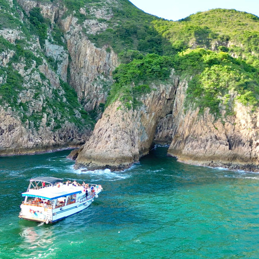(HK) Sai Kung Beach Snorkelling and Island Hopping Tour Experience by Yacht